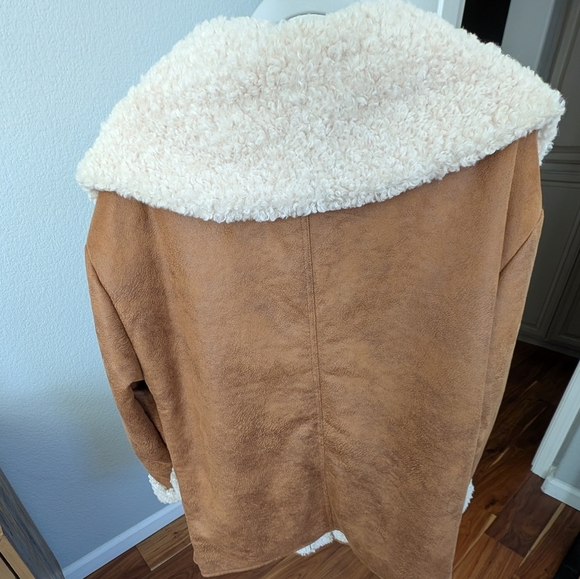 Frye Faux Shearling Shawl Collar Car Coat Size Medium New With Tags ❤️ - Picture 6 of 10